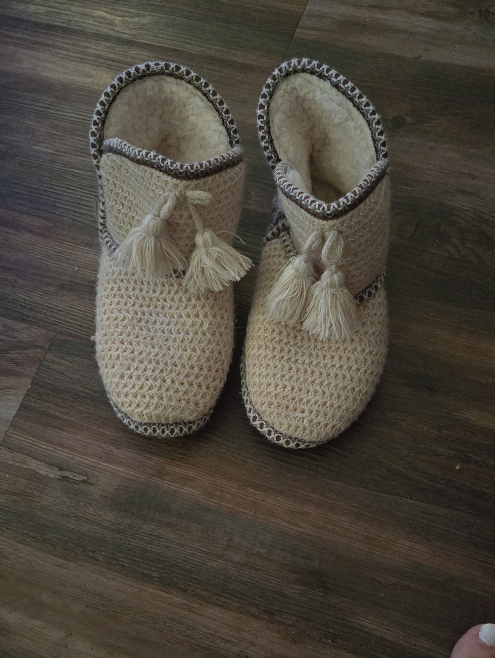 Knit Tassel Sherpa Slipper Boot - Cream